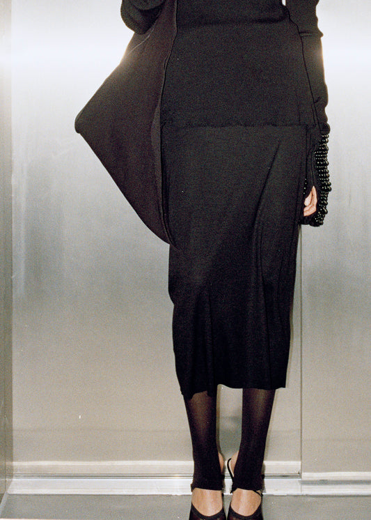 NIGHT skirt  in Onyx